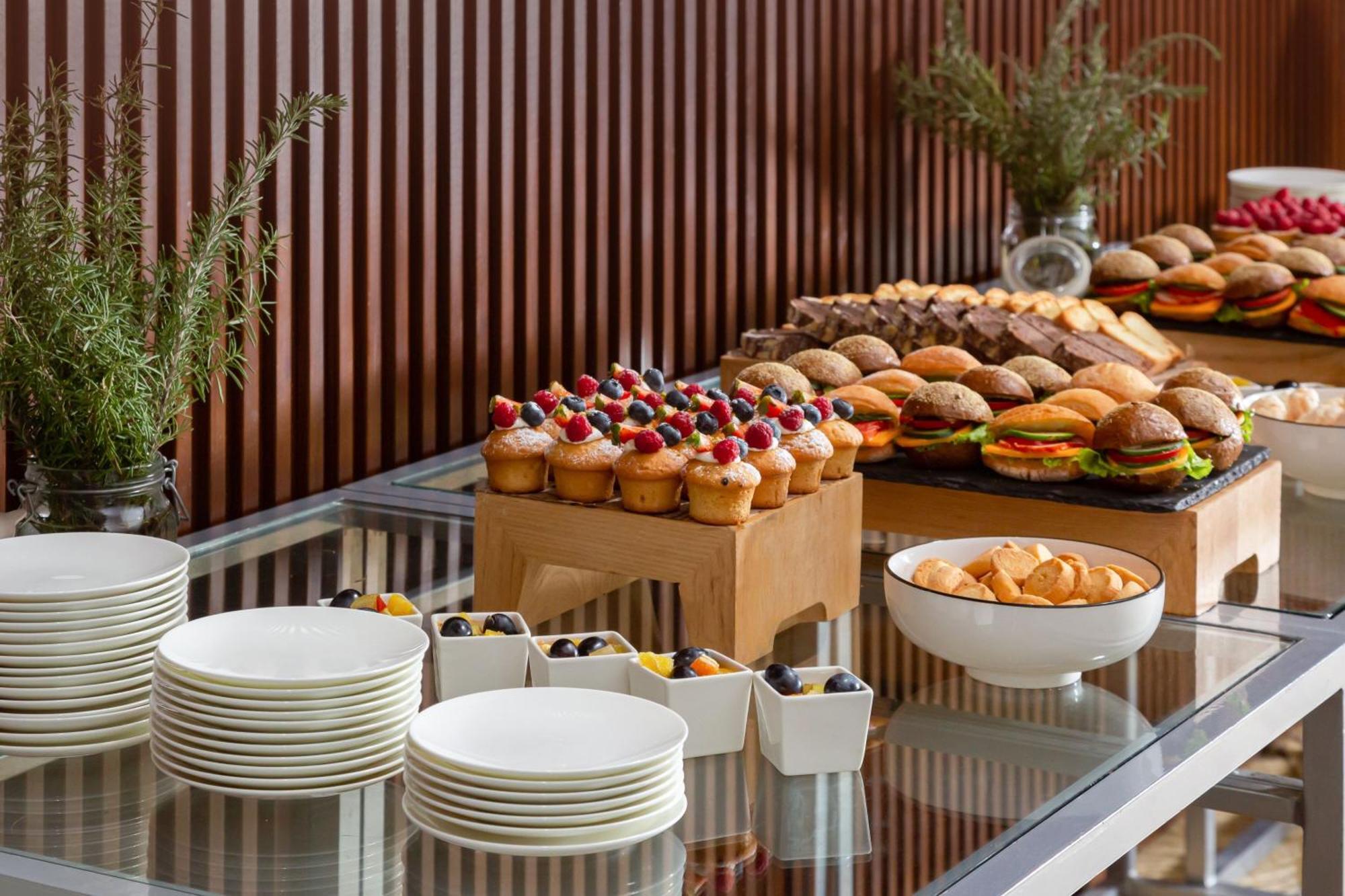 Marriott Boulevard 5* باكو